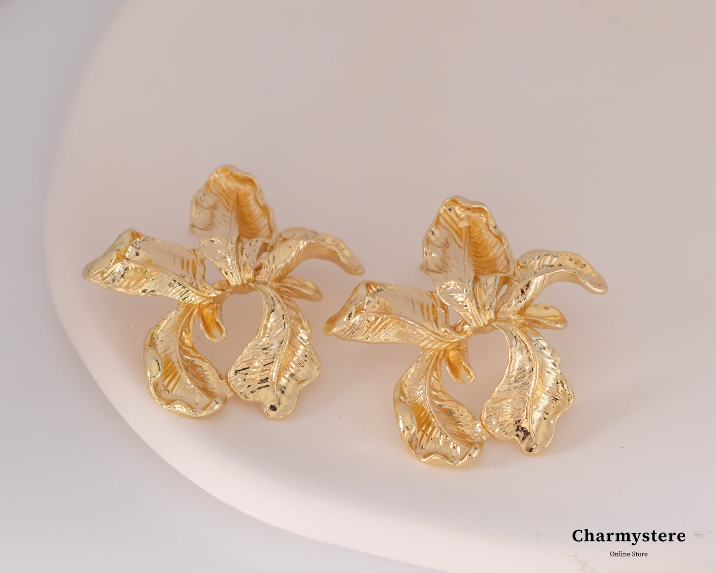 Charmystere Gold Leaf ,Nature-Inspired Earrings