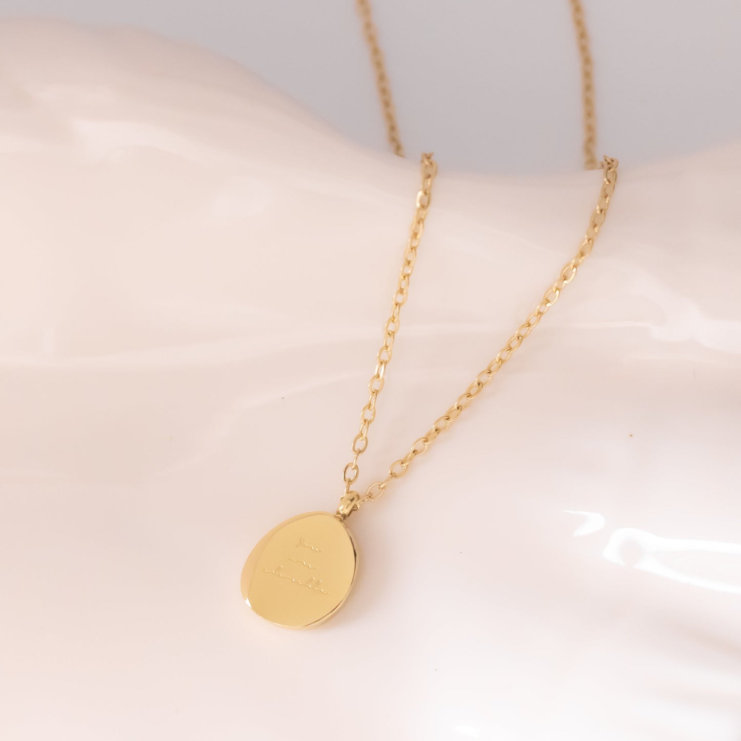 Charmystere Gold Disc Pendant Necklace