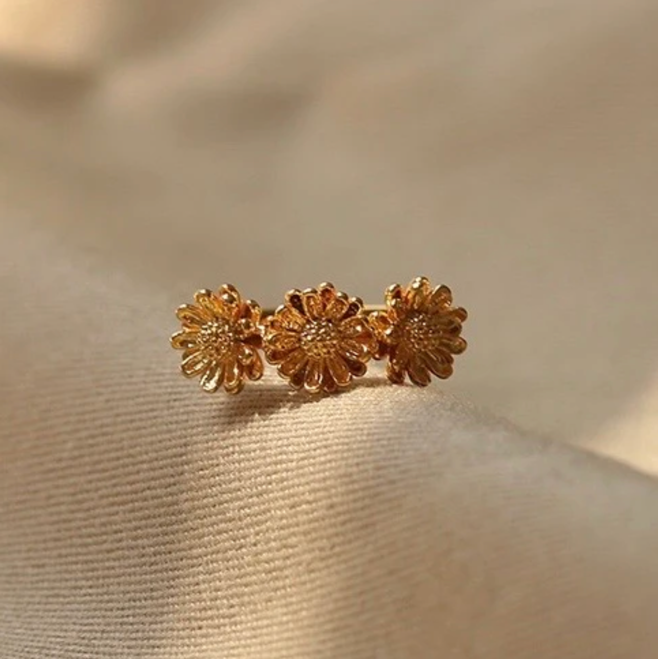 Daisy Flower Crown Open Ring