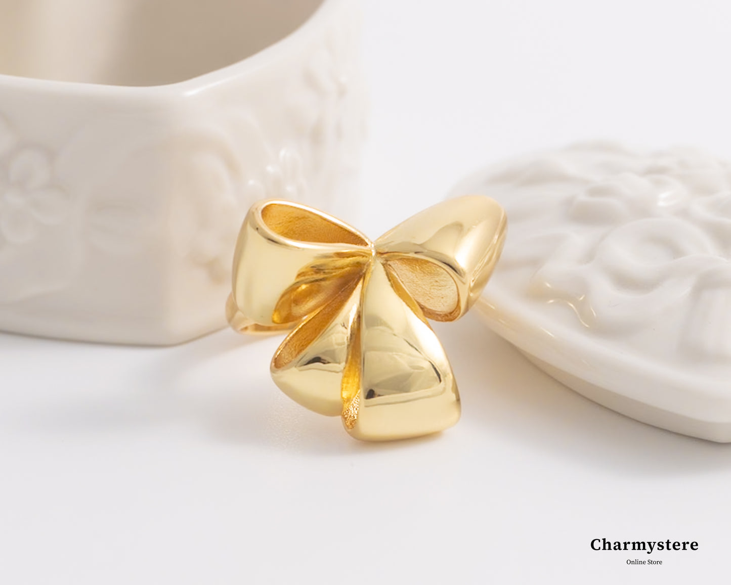 Charmystere Gold Bow Ring – Butterfly Knot Design