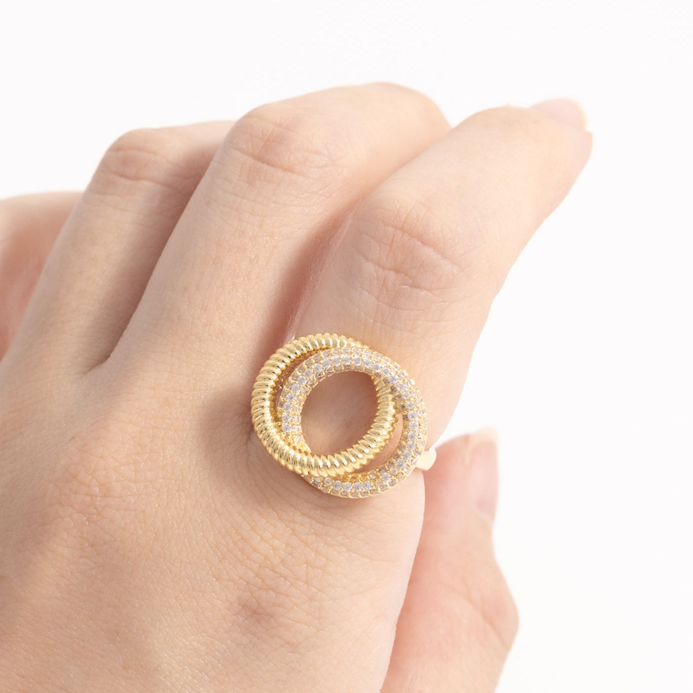 Charmystere Gold Double Circle Ring – Interlocking Circle Ring